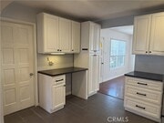 Photo - 600 E Ash St