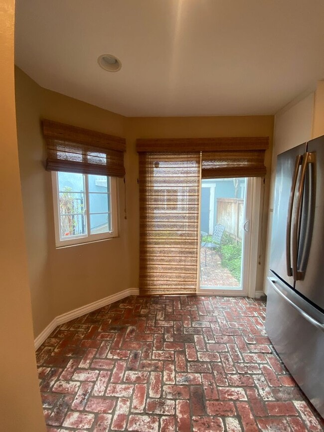 Photo - Two Bedroom Condo Close to Orange Circle