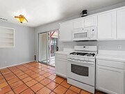 Photo - 605 Grand Ave