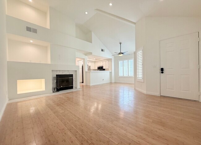 Photo - 4240 Lost Hills Rd Unit 3107