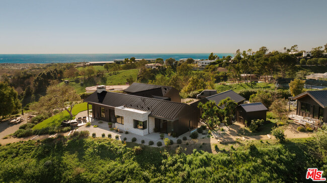 Photo - 5792 Calpine Dr