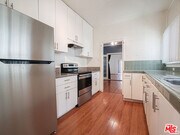 Photo - 336 S Wilton Pl Condo