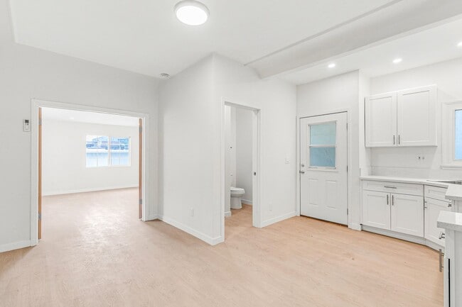 Photo - 1144 S Wooster St Unit 1