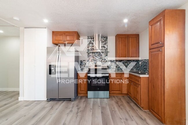 Building Photo - 3652 Platt Ave Unit 3652 B