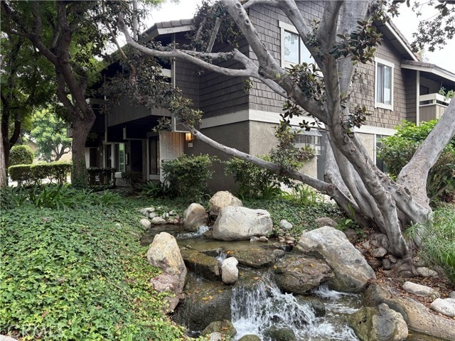 Photo - 21 Streamwood Condo