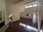 Photo - 2 Bed, 2 Bath Upper Unit in La Jola