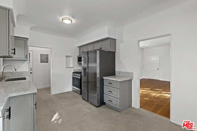 Photo - 2360 Kerwood Ave Condo Unit 1