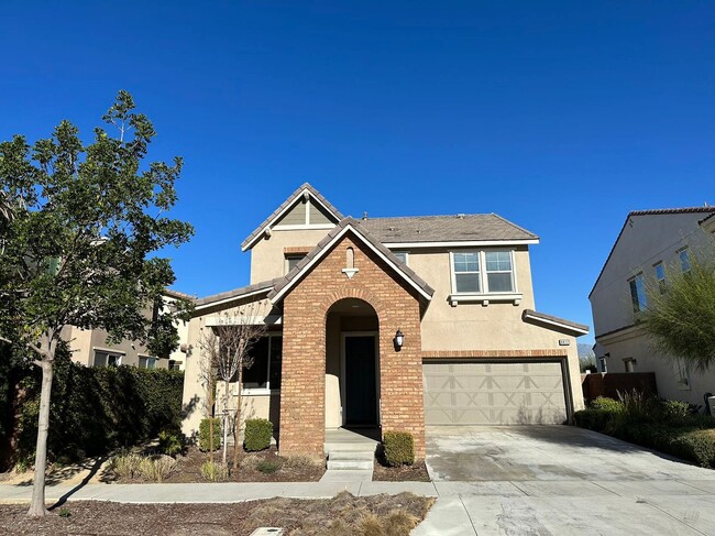 4 Bedroom home for leasing in Chino - 4 Bedroom home for leasing in Chino