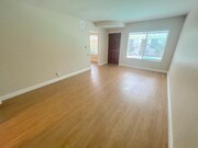 Photo - 2115 Placentia Ave Unit 14