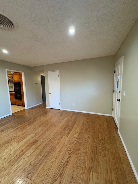 Photo - 16416 Rayen St