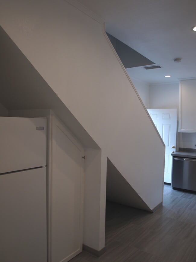 Refrig. and pantry plus storage under stairs - 4242 Montair Ave Unit A