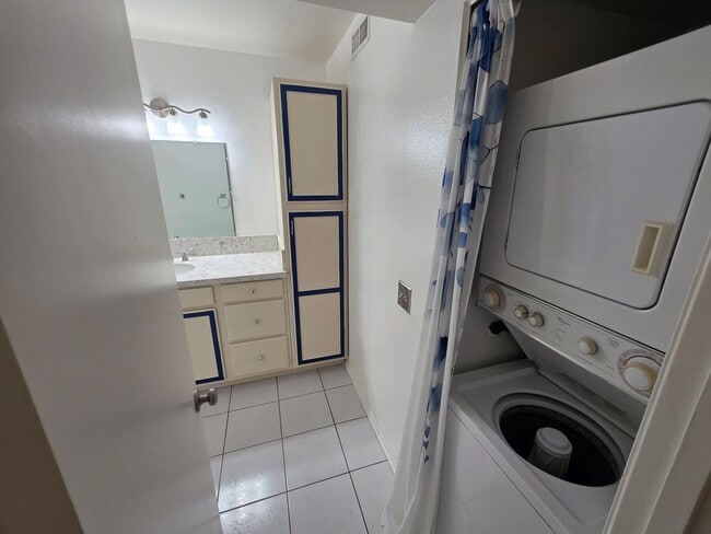 Photo - Beautiful Upgraded "Westside" Condo! Unit 117