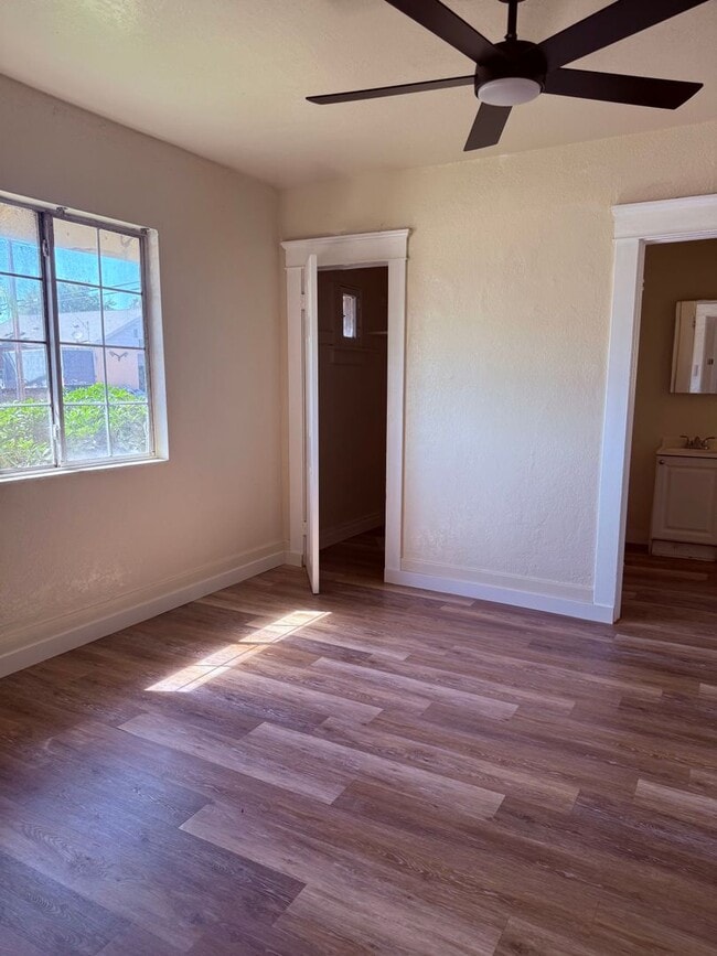 Photo - 591 W Monterey Ave