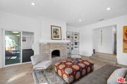 Photo - 2400 W 74th St