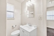 Photo - MODERN 2BED/1BATH APARTMENT WITH WASHER/DR... Unit 121