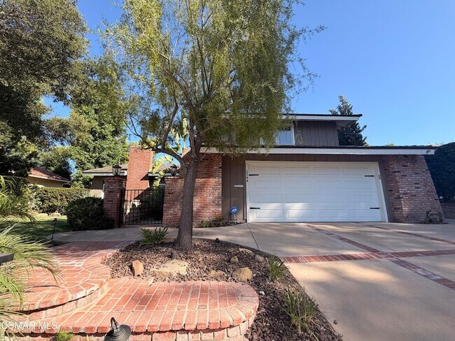 Photo - 2344 Highgate Rd