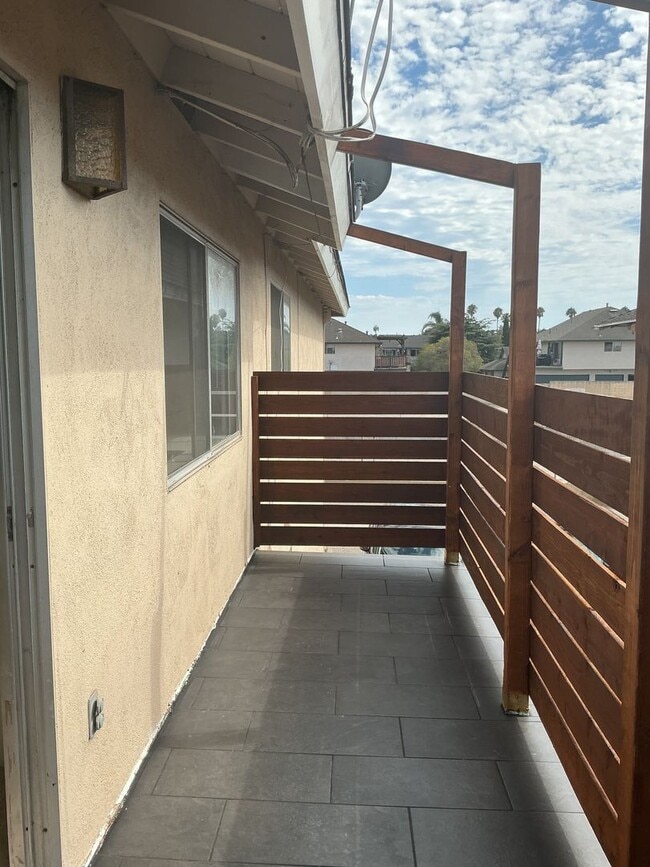 Photo - Spacious 1 bed / 1 bath Apartment with Garage Unit #C