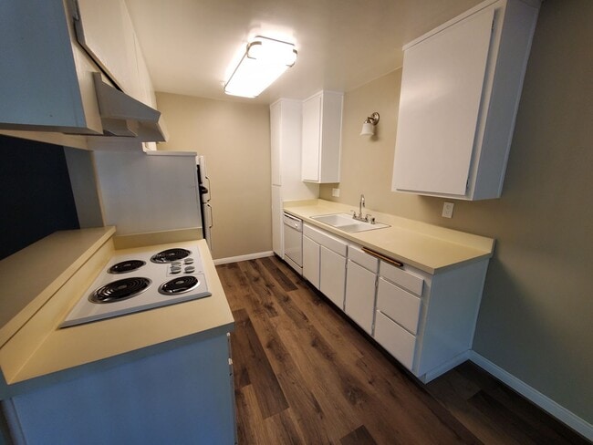 Photo - Spacious 1 Bedroom 1 Bath Upstairs Apartment Unit 3462