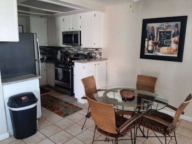 Photo - 12585 Maui Way Unit A