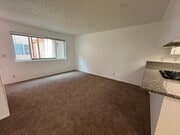 Photo - 118 W Boone St Townhome