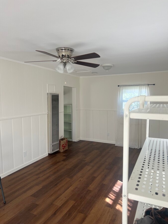 back house big room - 13216 McKinley Ave