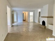 Photo - 123 W San Carlos Rd