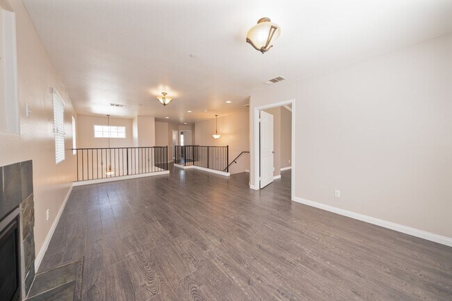 Photo - 3072 Parkway Cir