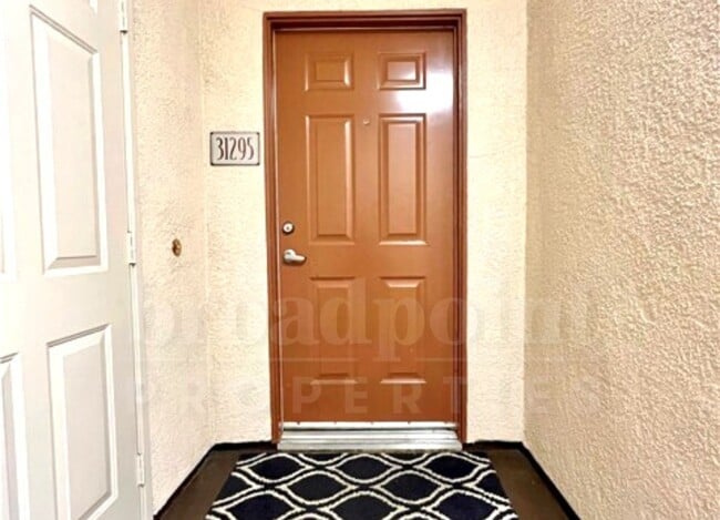 Photo - 31295 Taylor Ln Townhome