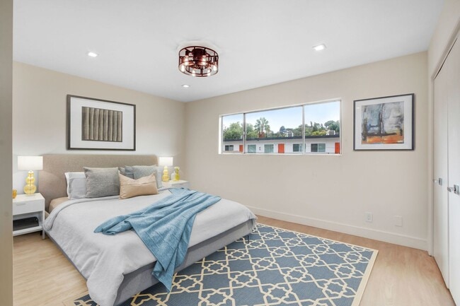 Photo - 1443 N Ave 47 Unit #11