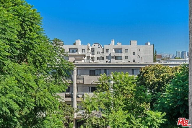 Photo - 1440 Veteran Ave Unit 546