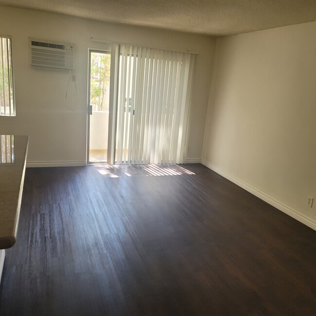 Photo - 519 Glenrock Ave Unit 303