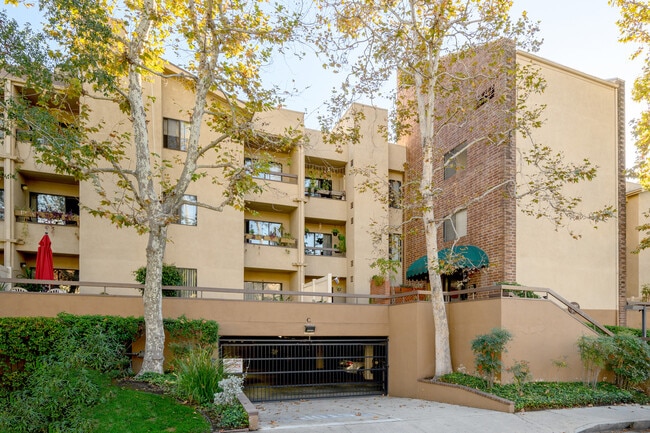 Photo - 460 Oak St Condo Unit 318