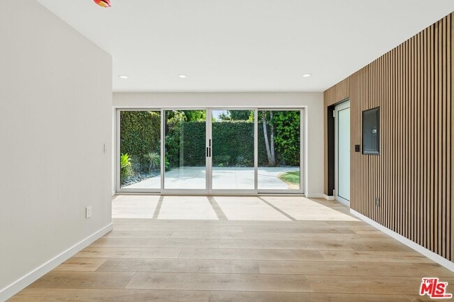 Photo - 460 N La Jolla Ave