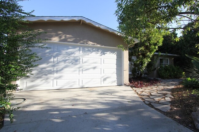 Beautiful 3 Bedroom Near UCR - Beautiful 3 Bedroom Near UCR House
