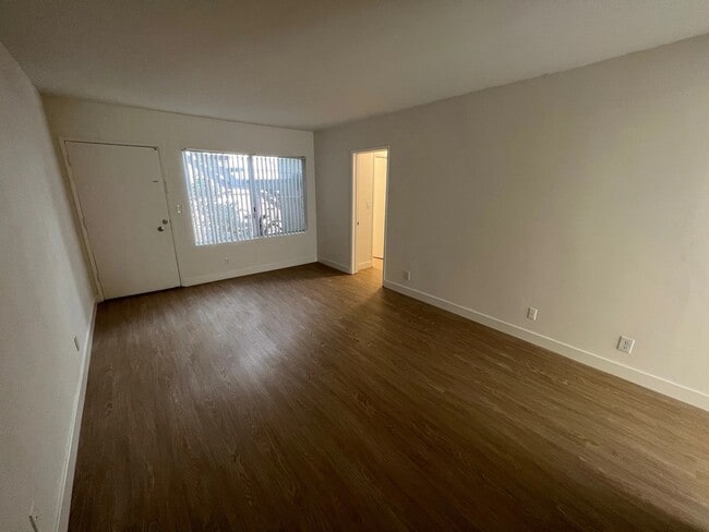 Photo - 12714 Matteson Ave Unit 1