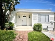 Photo - 364 N San Vicente Blvd Condo Unit B