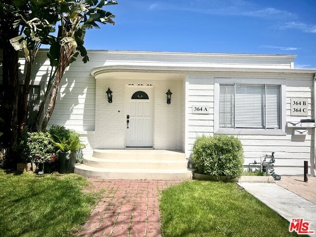 Photo - 364 N San Vicente Blvd Condo Unit C