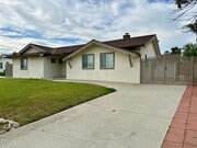 Photo - 2110 E Thackery St House