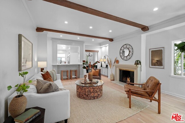 Photo - 9677 Charleville Blvd