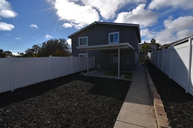 Photo - 880 41st St Apartment Unit 880 41st Street