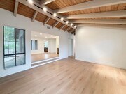 Photo - Beautifully Renovated 3BD/2.5BA House in L...