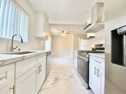 Photo - 7010 Lanewood Ave Apartment Unit 205