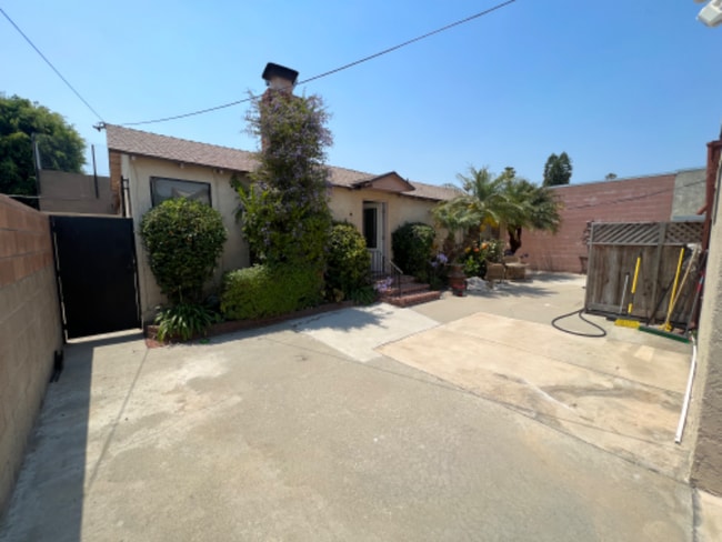 Photo - 16529 Normandie Ave