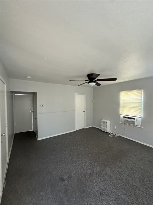 Building Photo - 126 S Giovanola Ave Rental