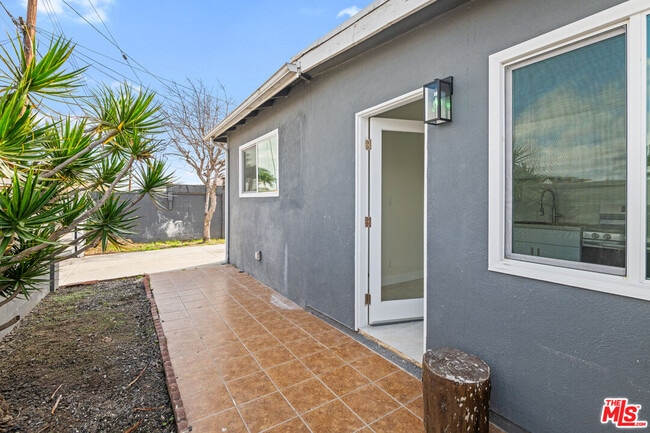 Photo - 14808 S Condon Ave