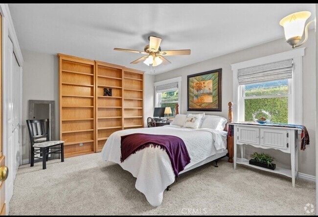 Building Photo - 17183 Sunburst St Rental