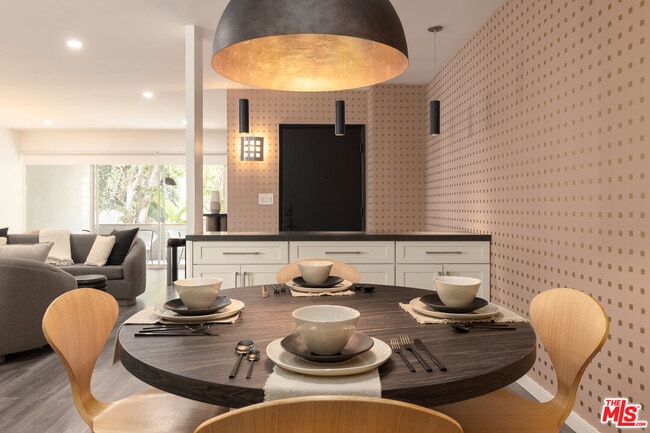 Photo - 8917 Cynthia St Unit 1