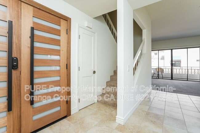 Building Photo - 3221 Francois Dr