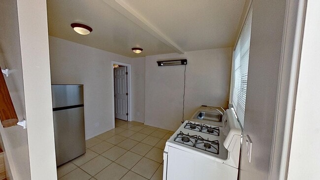 Photo - 1523-1527 Chapala St Unit #1525B
