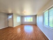 Photo - 320 Park Ave